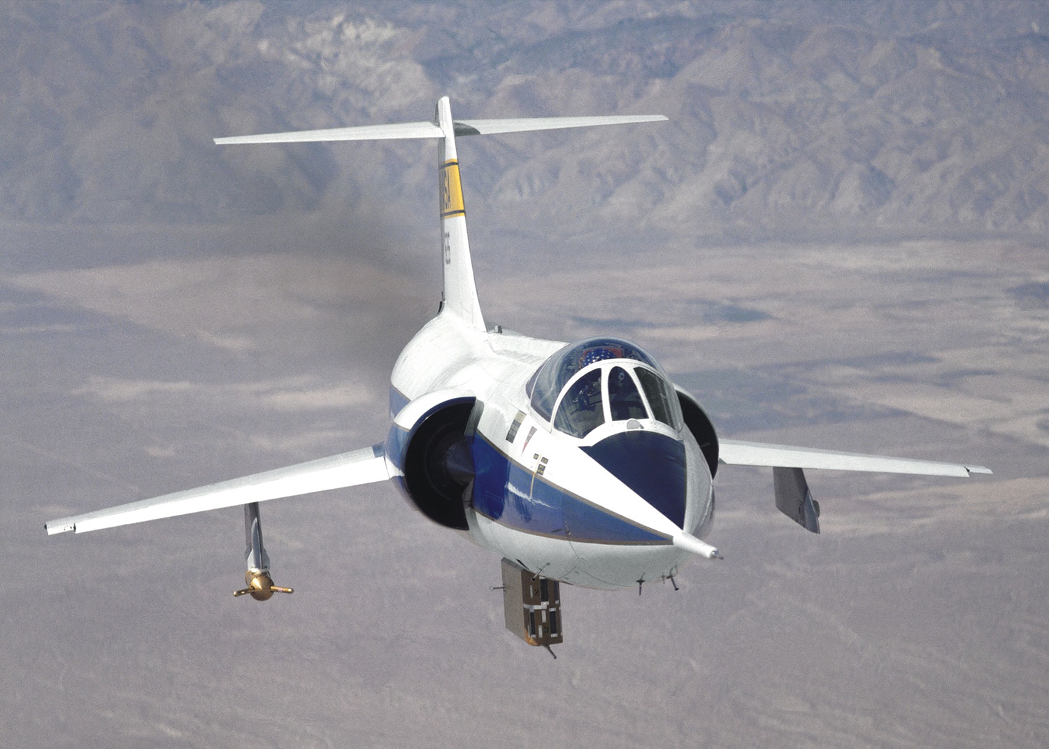 NASA F104