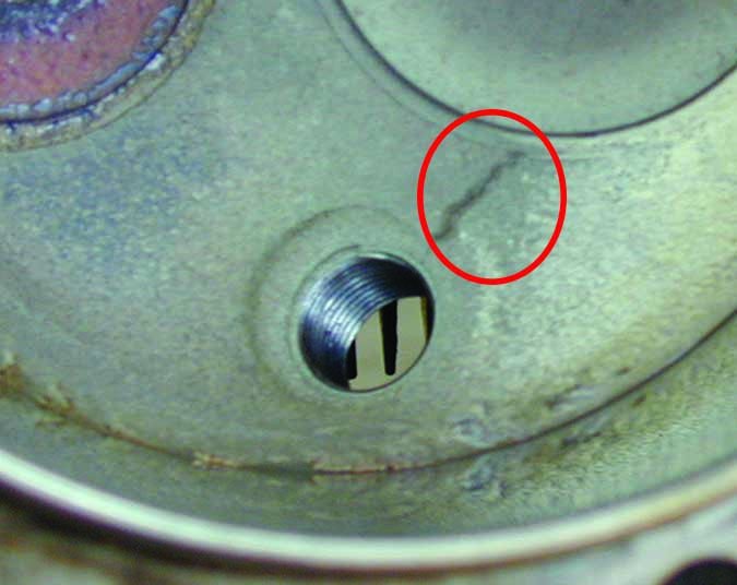 aircraft engine cylinder crack