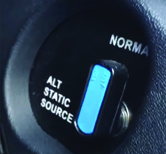 airplane alternate static source valve