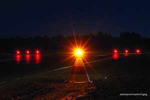 Night RunwayDepEnd lights 10958154363 o Markin