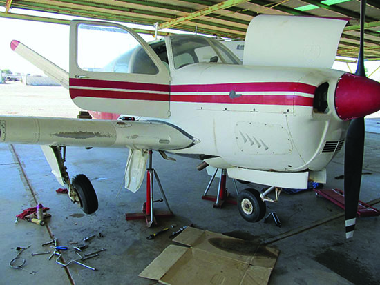 Beech OlderBonanza OnJacks GearRetraction